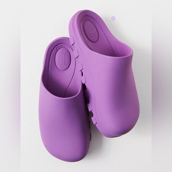 NEW Free People FP Movement Halftime Clogs - Picture 1 of 10